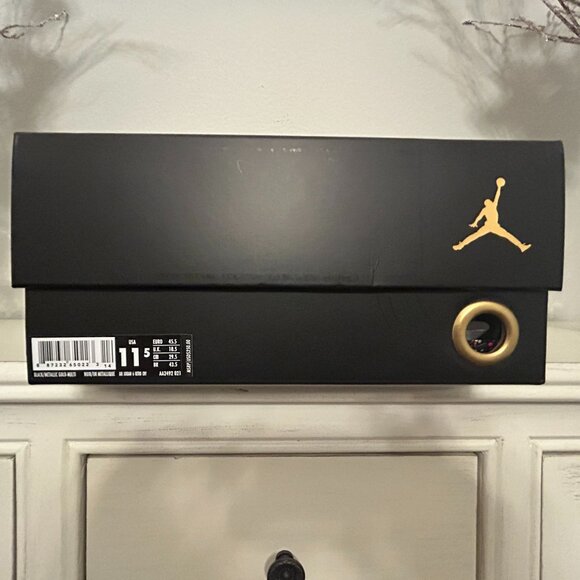 Jordan 6 Retro "Chinese New Year" (2018) - Picture 3 of 9